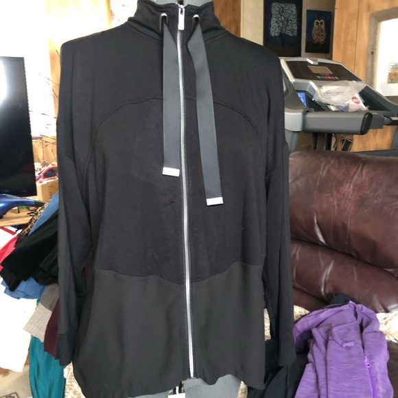 Laura Blouse - Picture 2 of 6